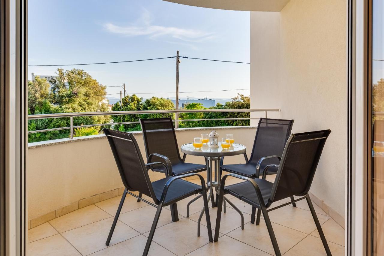 Villa Mirela Петрчане Экстерьер фото